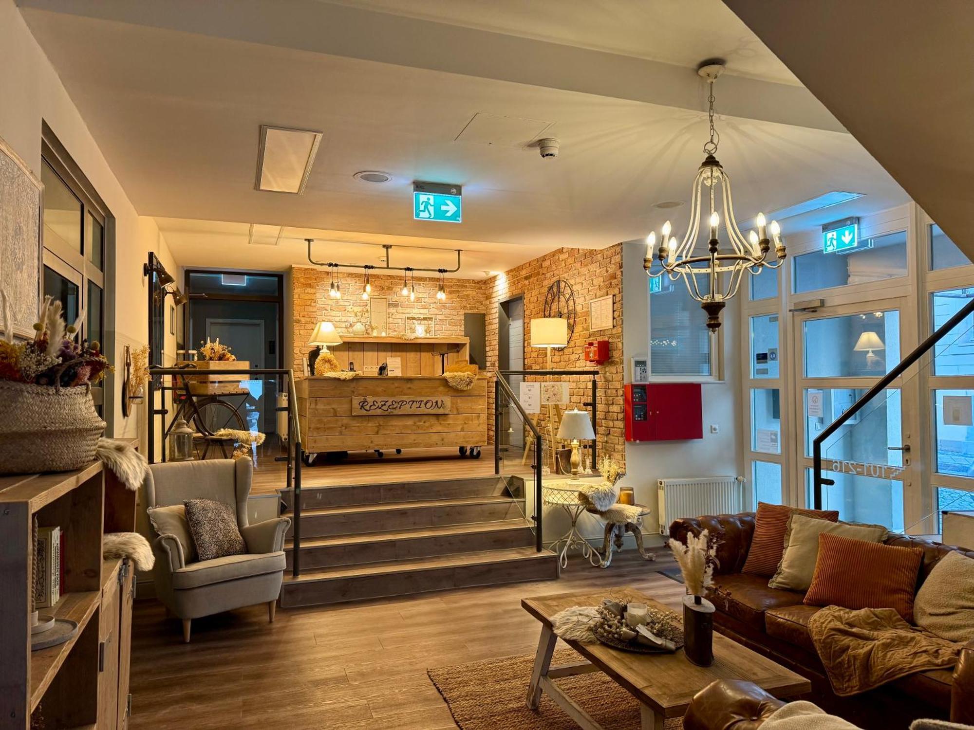 Altstadt-Hotel ชเตนดัล ภายนอก รูปภาพ