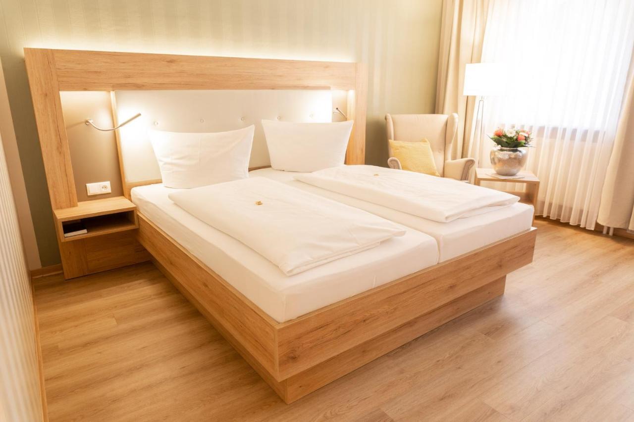 Altstadt-Hotel ชเตนดัล ภายนอก รูปภาพ